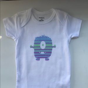 Unisex baby onesie
